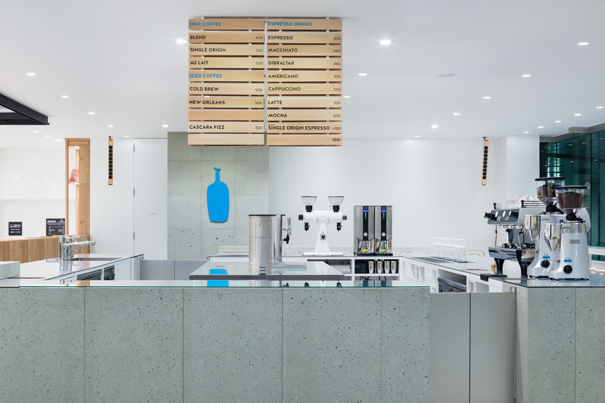 Blue Bottle Coffee Shinagawa Cafe / Schemata Architects